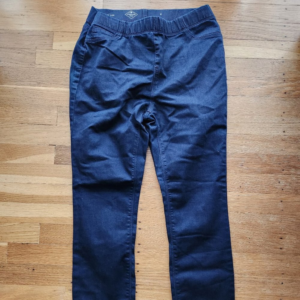 new St. John's Bay womens jegging skinny leg size 6
